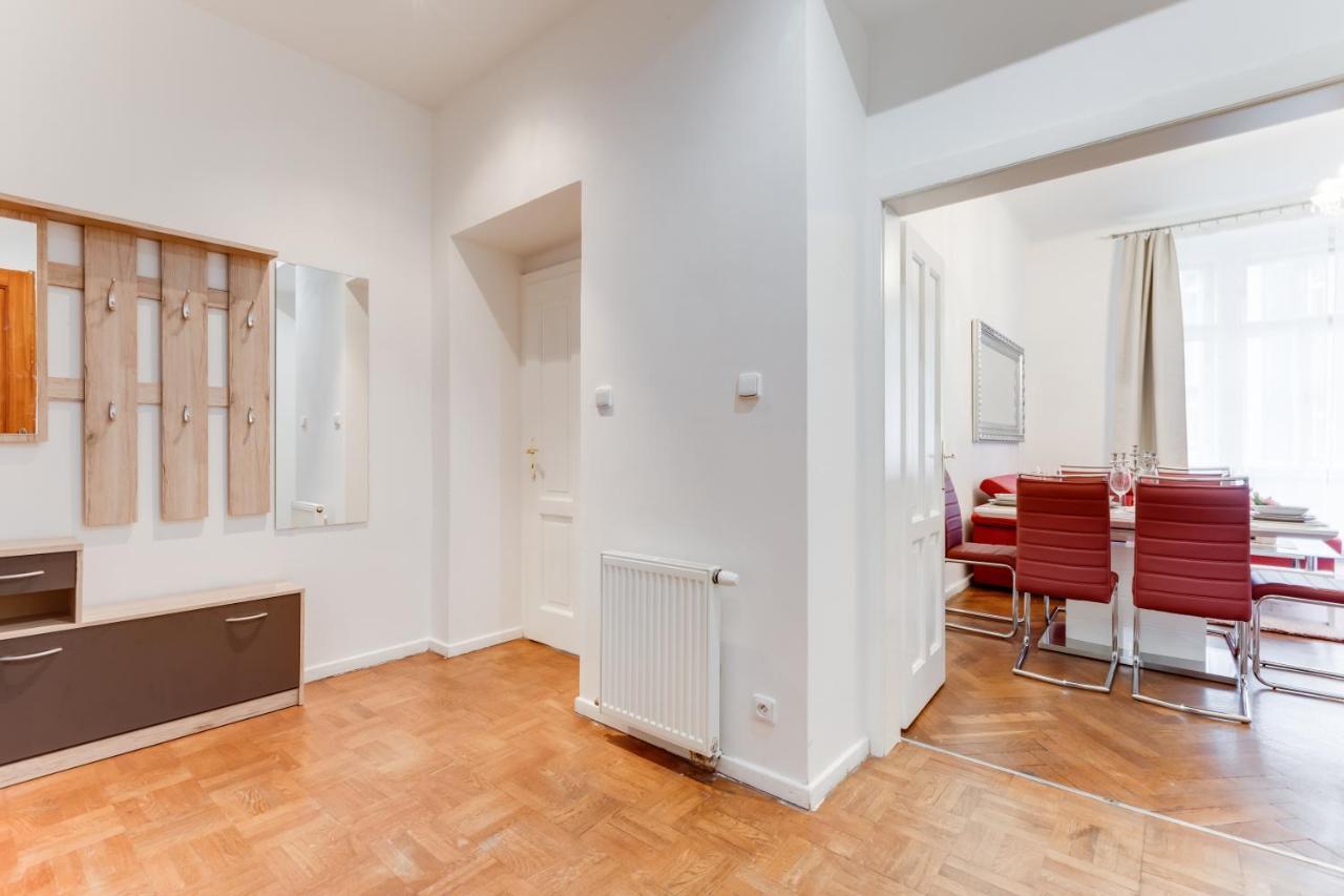 Luxury Riverside Apartments In The Center Of Prague Ngoại thất bức ảnh