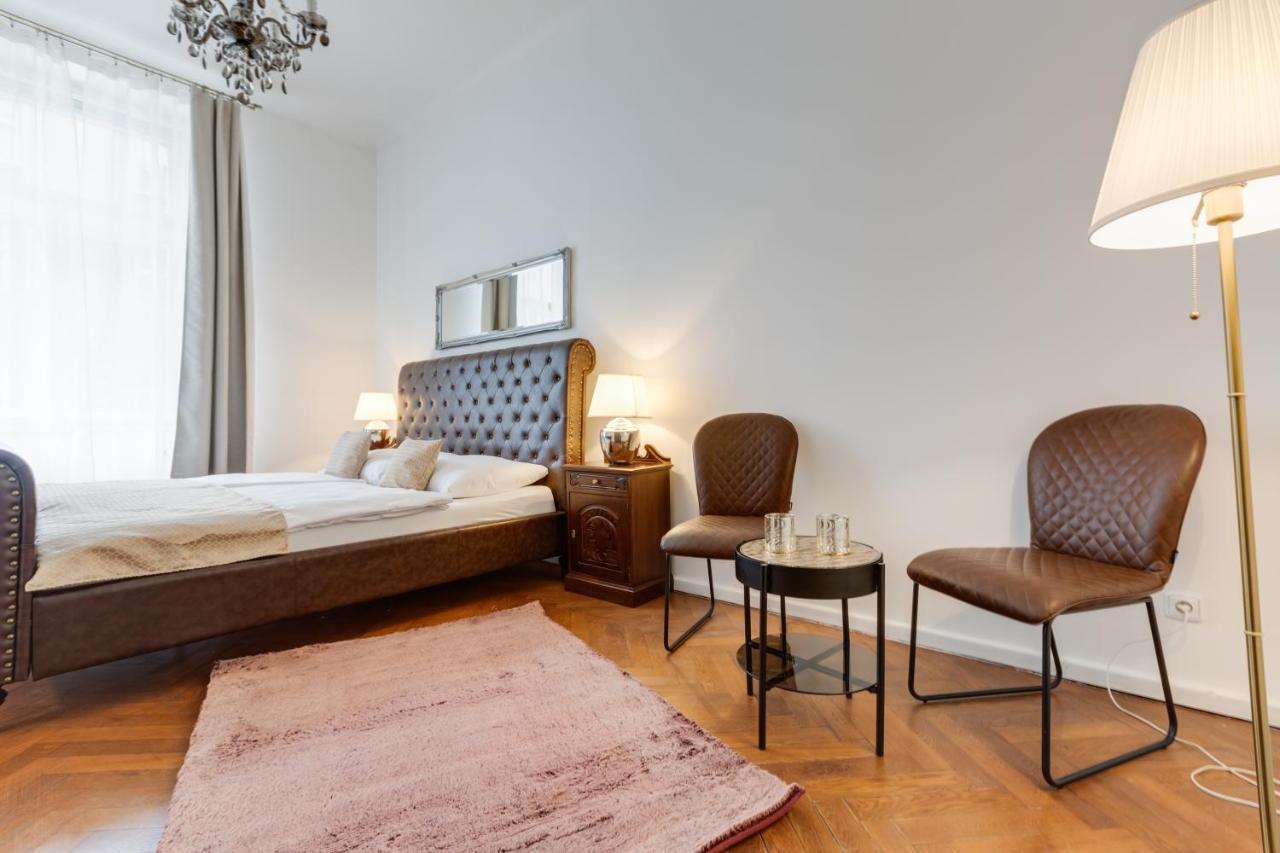 Luxury Riverside Apartments In The Center Of Prague Ngoại thất bức ảnh